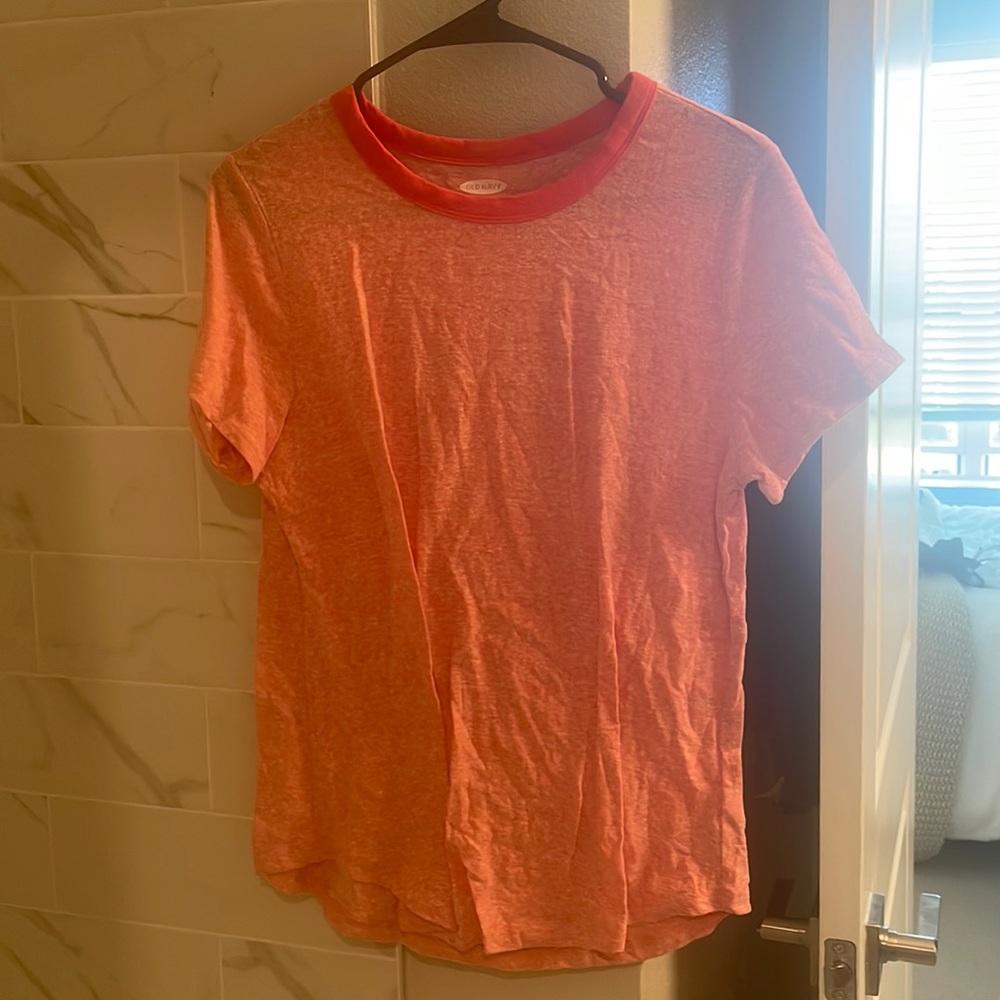 Old Navy T-shirt